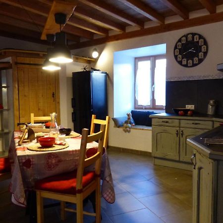 Gite De L'Amistat Val-de-Sos Kültér fotó