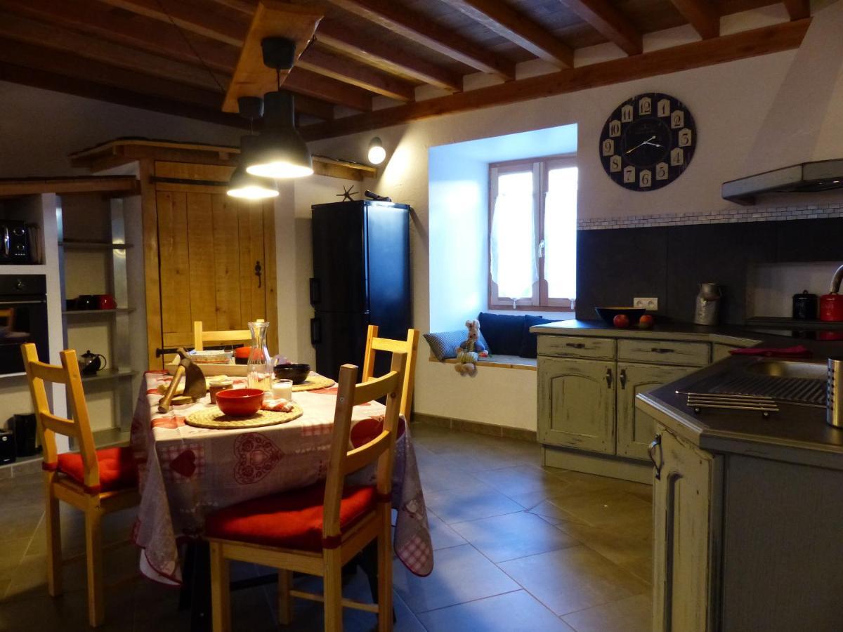 Gite De L'Amistat Val-de-Sos Kültér fotó