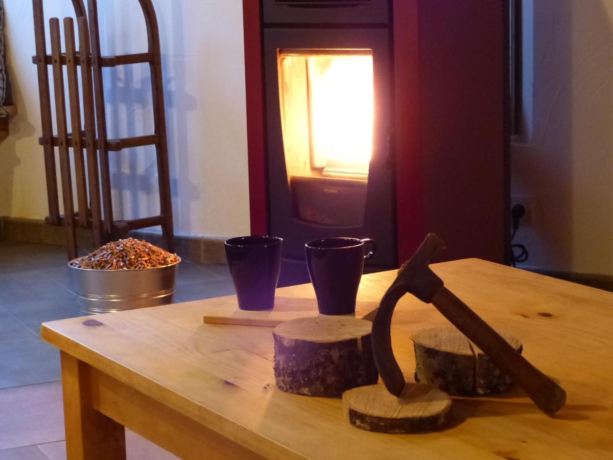 Gite De L'Amistat Val-de-Sos Kültér fotó